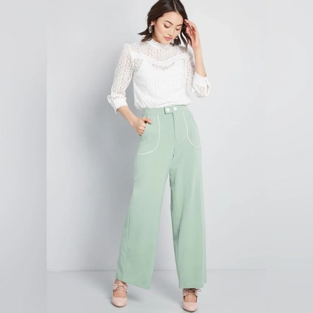 MODCLOTH Pastel Mint Green Wide Leg Trousers Pants w White Piping Trim
